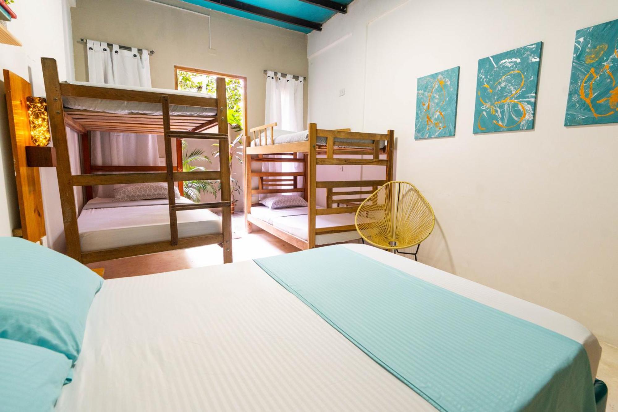 Tayrona Juanchos House Hostel Los Naranjos Exterior photo